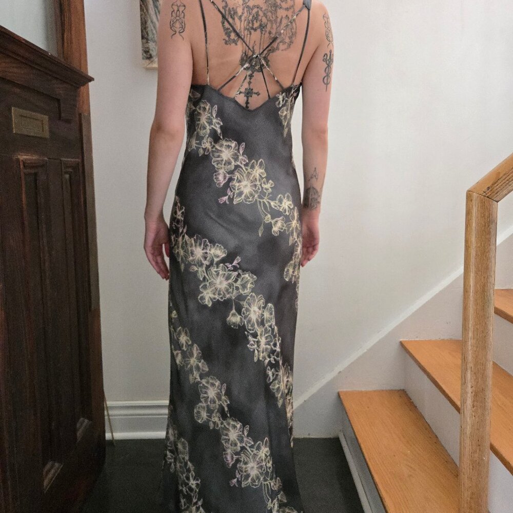 Maxi ankle length dress with slit - Picture 7 of 8